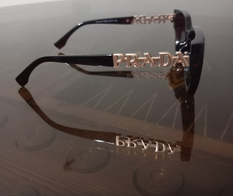 عینک آفتابی زنانه پرادا ( PRADA ) پلارایز و UV400